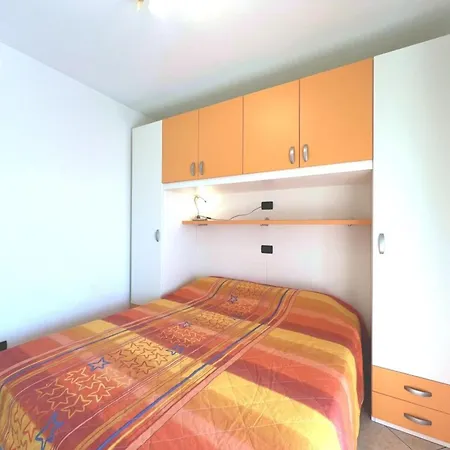 Cozy Escape With View Apartment